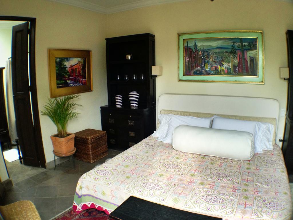 Casa Florida Bed & Breakfast