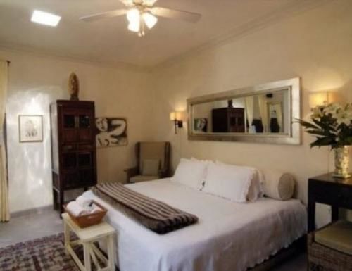 Casa Florida Bed & Breakfast